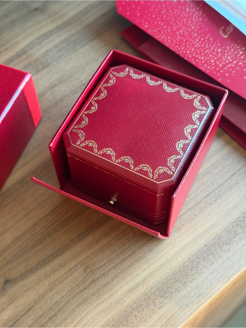 Cartier Juste un Clou Small Ring – 18K Yellow Gold – Size 52 – Full Set - Picture 13 of 16
